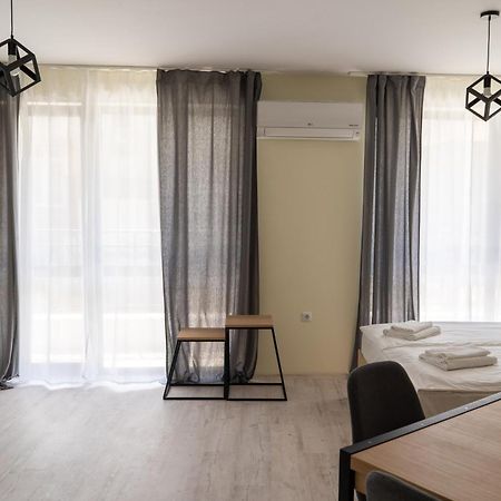 La Familia Apartments Varna Ngoại thất bức ảnh