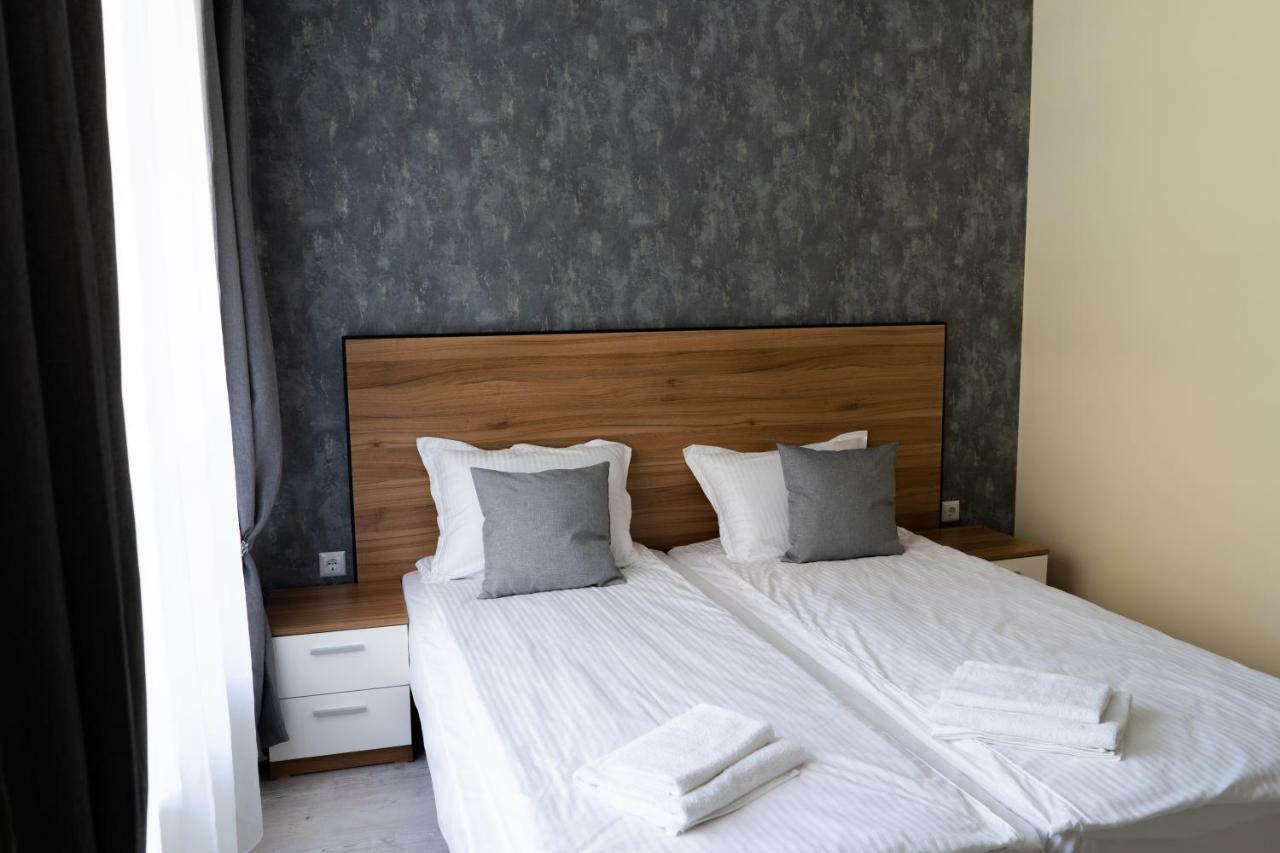 La Familia Apartments Varna Ngoại thất bức ảnh