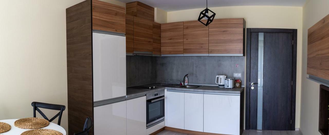 La Familia Apartments Varna Ngoại thất bức ảnh