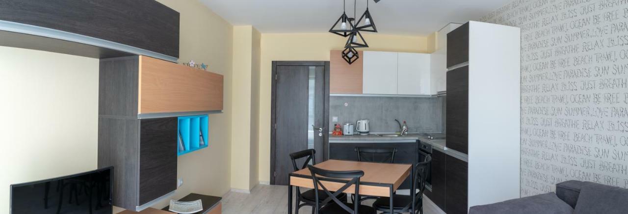 La Familia Apartments Varna Ngoại thất bức ảnh