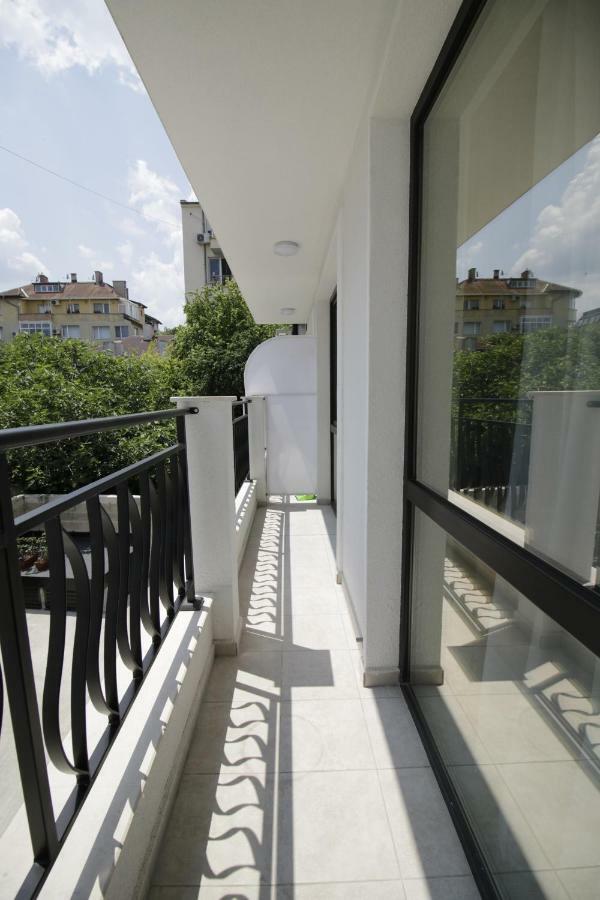 La Familia Apartments Varna Ngoại thất bức ảnh