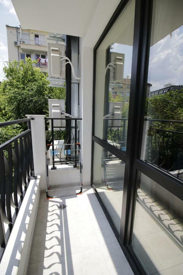 La Familia Apartments Varna Ngoại thất bức ảnh