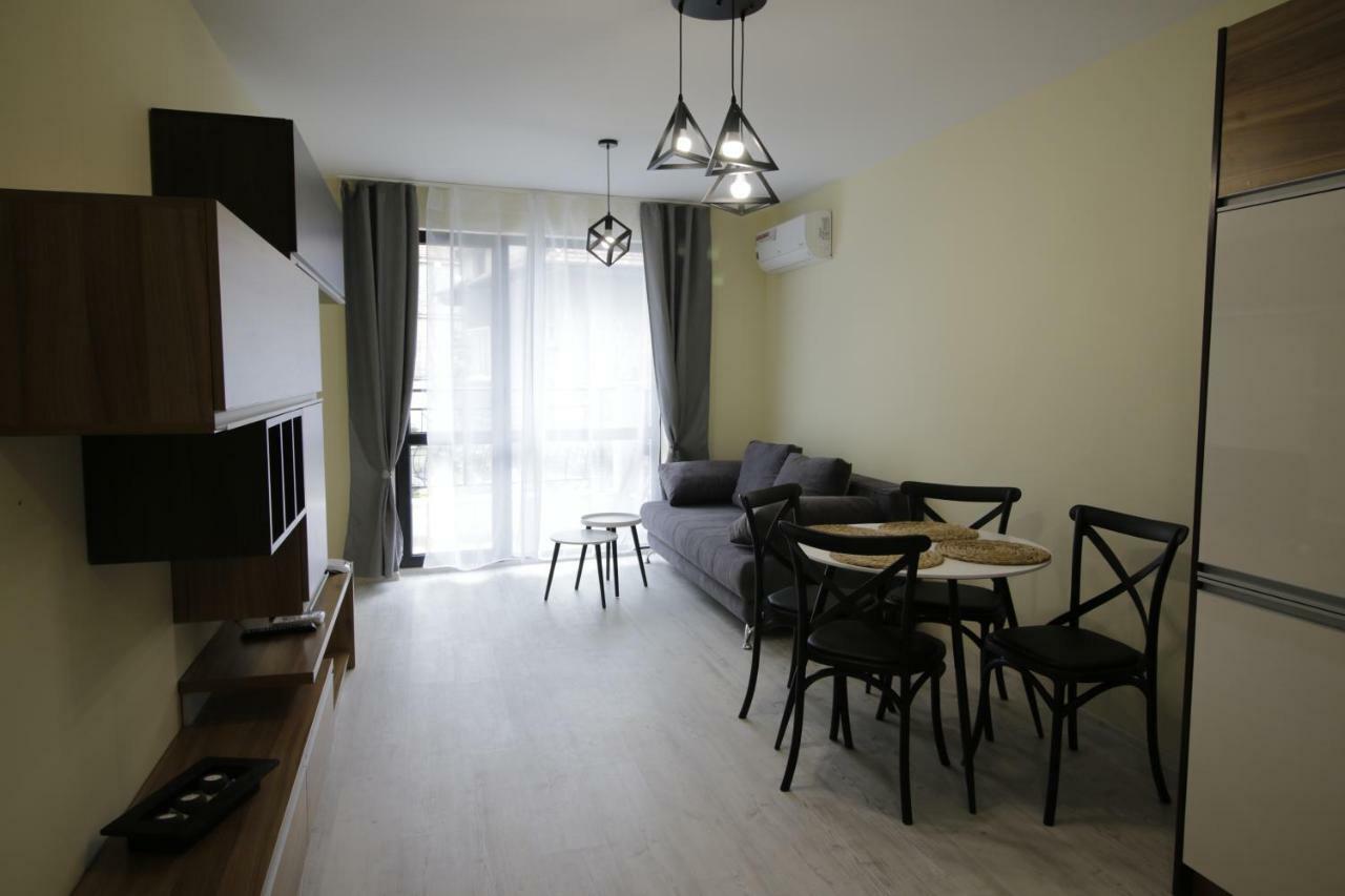 La Familia Apartments Varna Ngoại thất bức ảnh